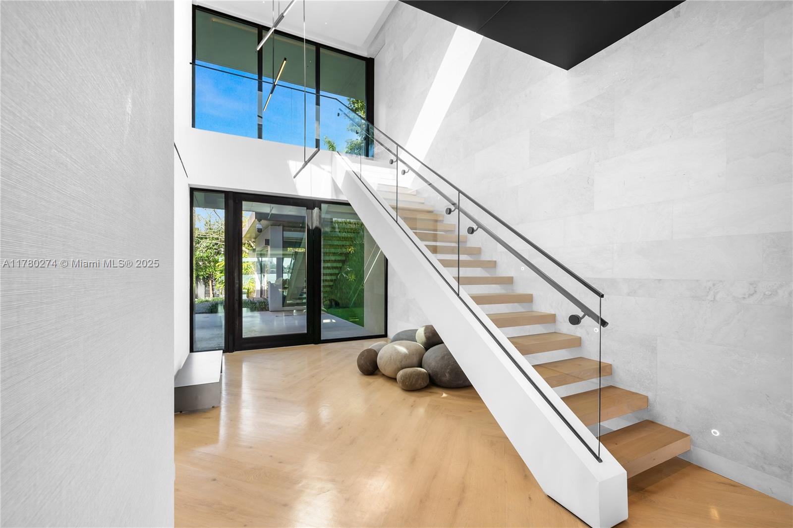 RIVO ALTO AMD - Residential