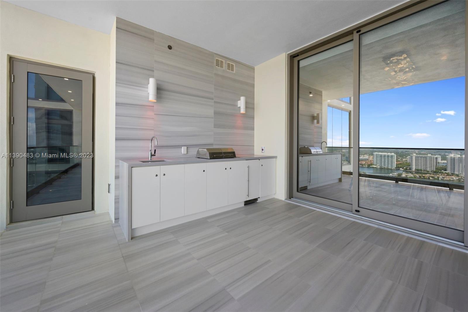 ESTATES AT ACQUALINA - Residential