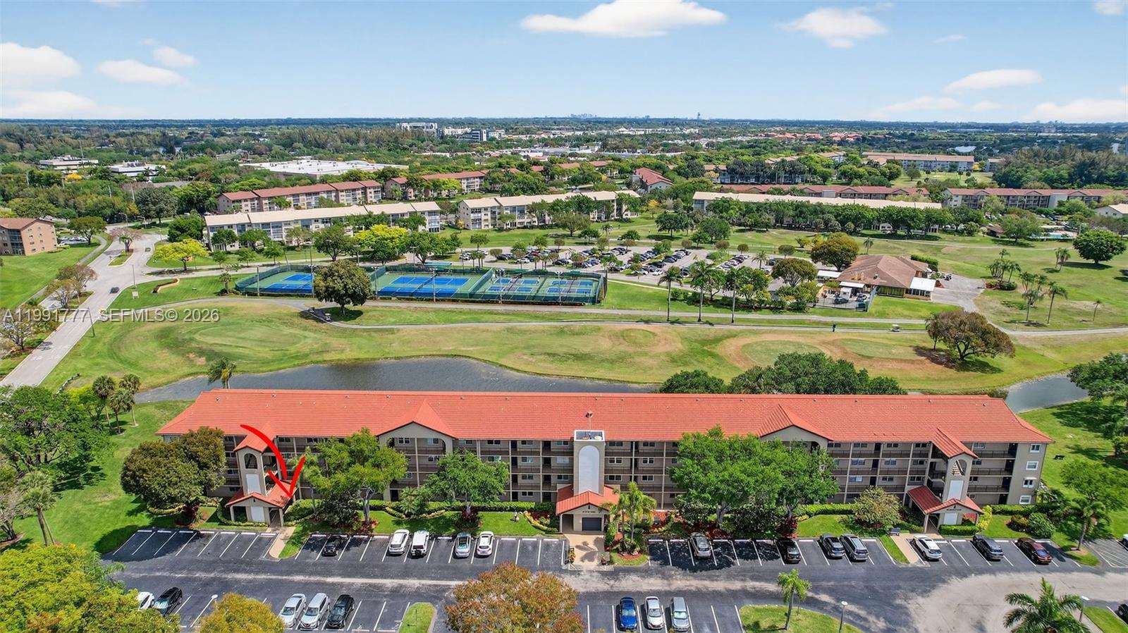 CAMBRIDGE AT CENTURY - Residential