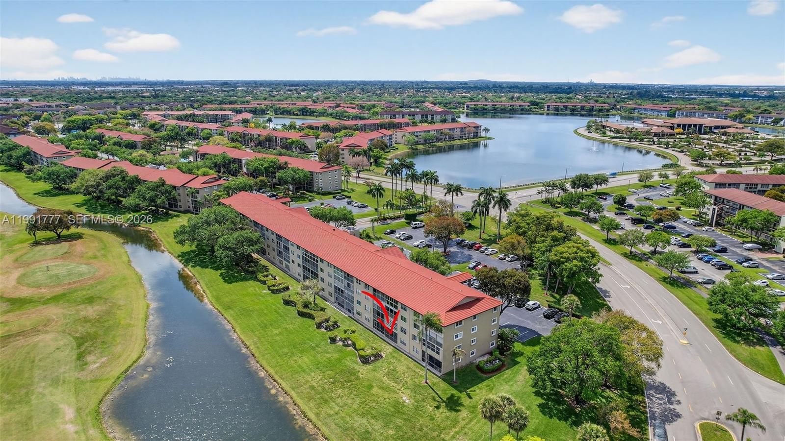 CAMBRIDGE AT CENTURY - Residential