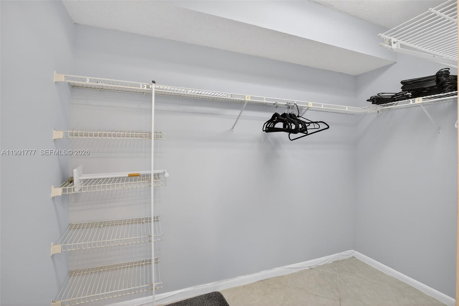 CAMBRIDGE AT CENTURY - Residential