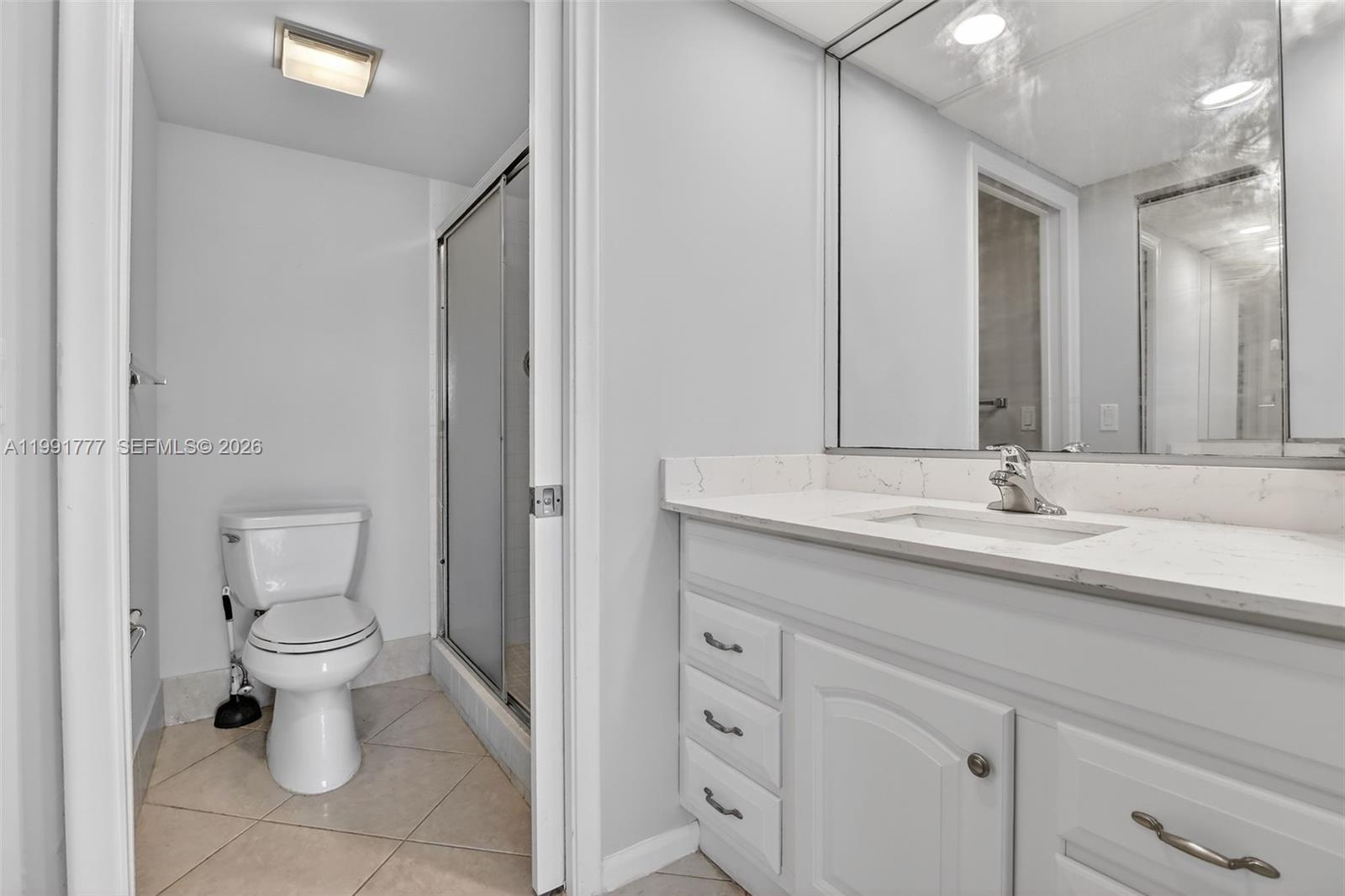 CAMBRIDGE AT CENTURY - Residential