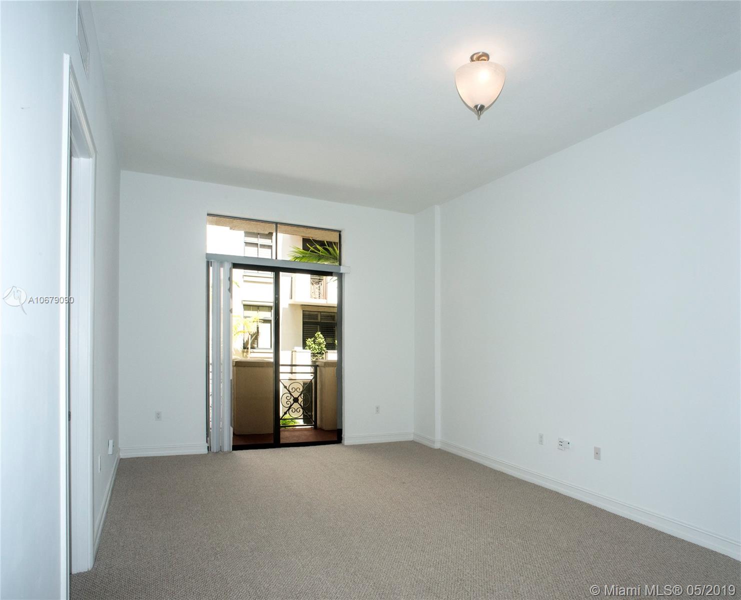 THE PONCE TOWER CONDO - Residential