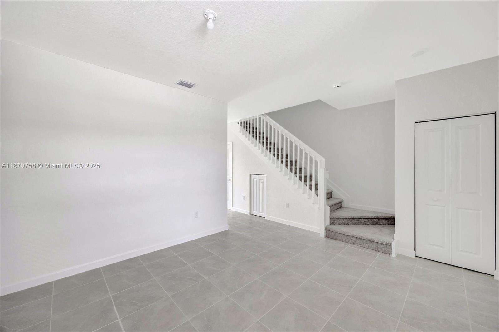 Brand new lakefront villa featuring 3 spacious bedrooms. Section 8 welcomed. Home comes with high-speed WiFi included and all new appliances. Bright open layout with modern finishes throughout. Ideal combination of comfort, convenience, and affordability in a waterfront setting.