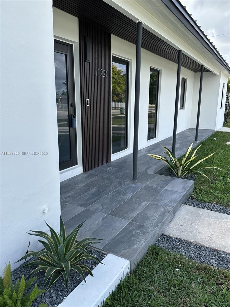 WESTWOOD LAKE 9TH ADDN - Residential