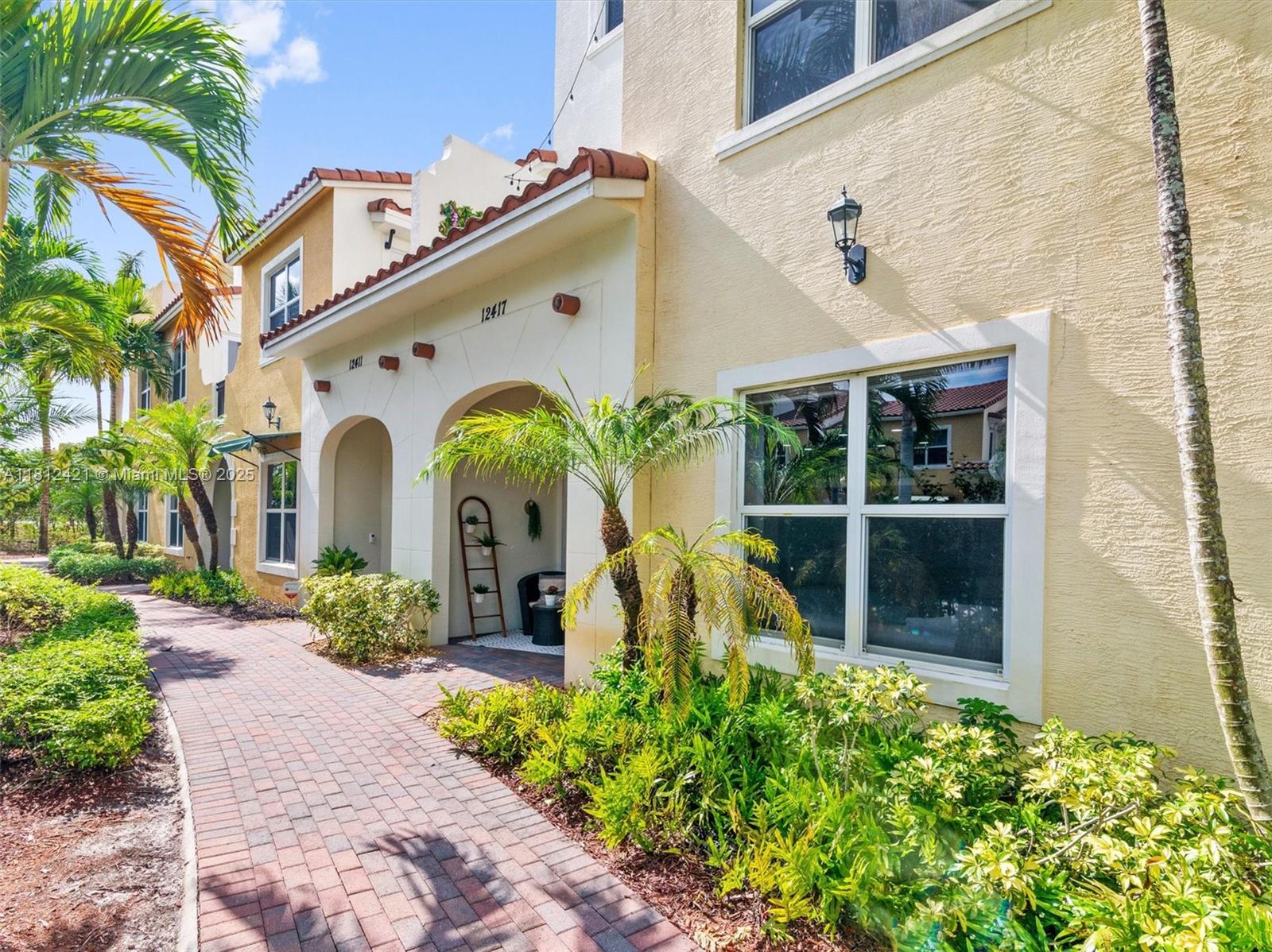 12417 NW 17th Mnr