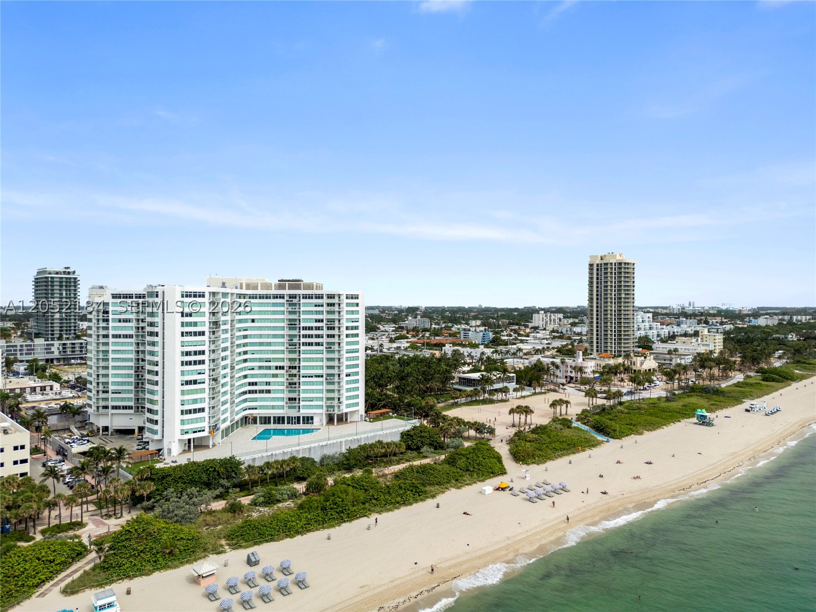 7135 Collins Ave 1535