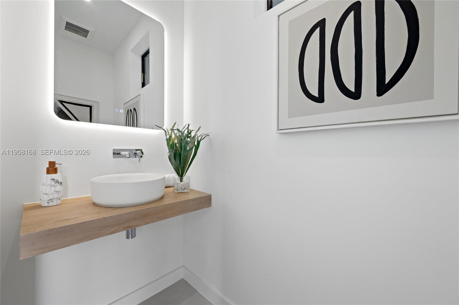 HOUSTON HEIGHTS - Residential