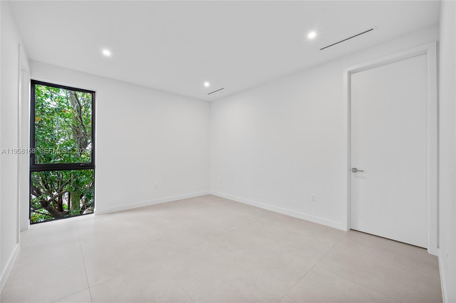 HOUSTON HEIGHTS - Residential