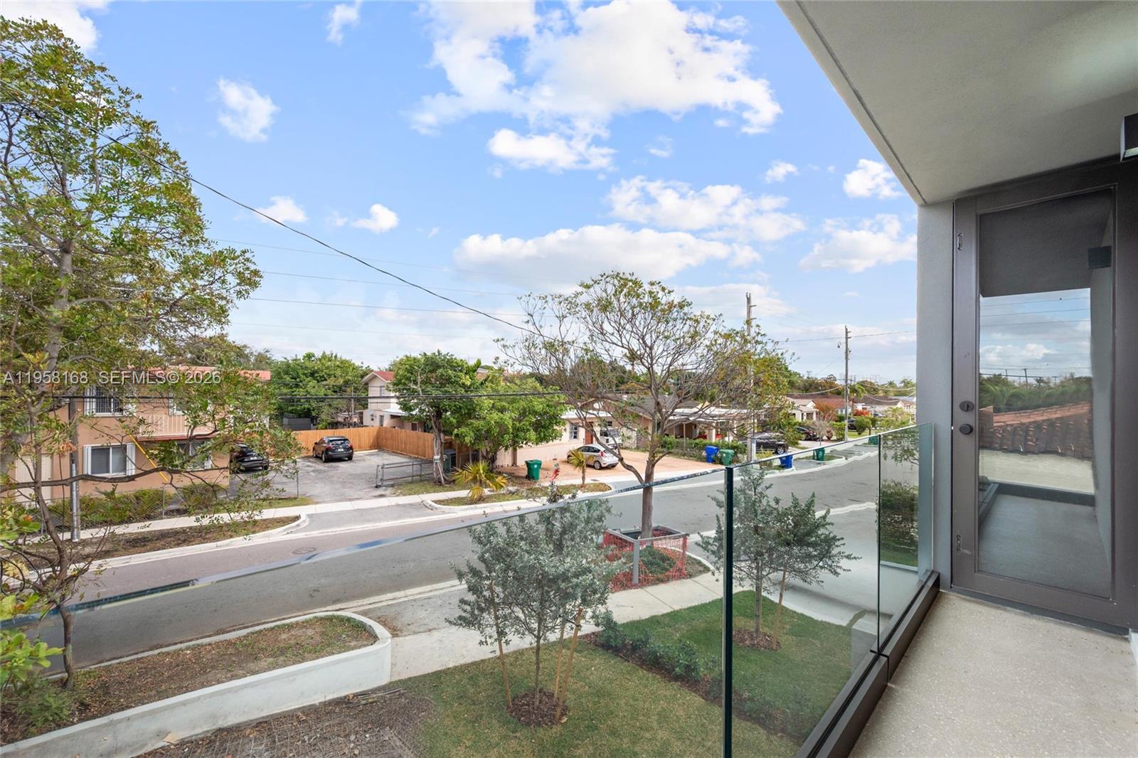 HOUSTON HEIGHTS - Residential