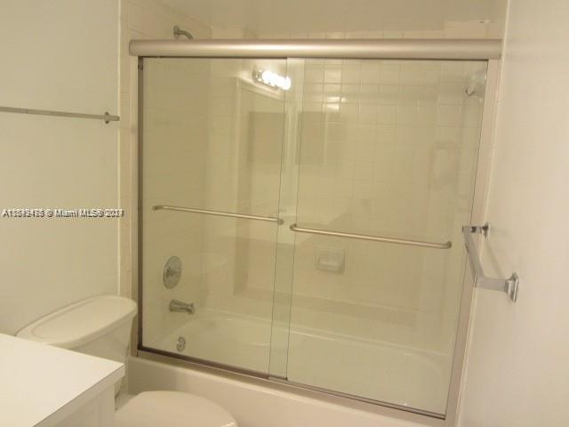 LAS VISTAS AT DORAL CONDO - Residential