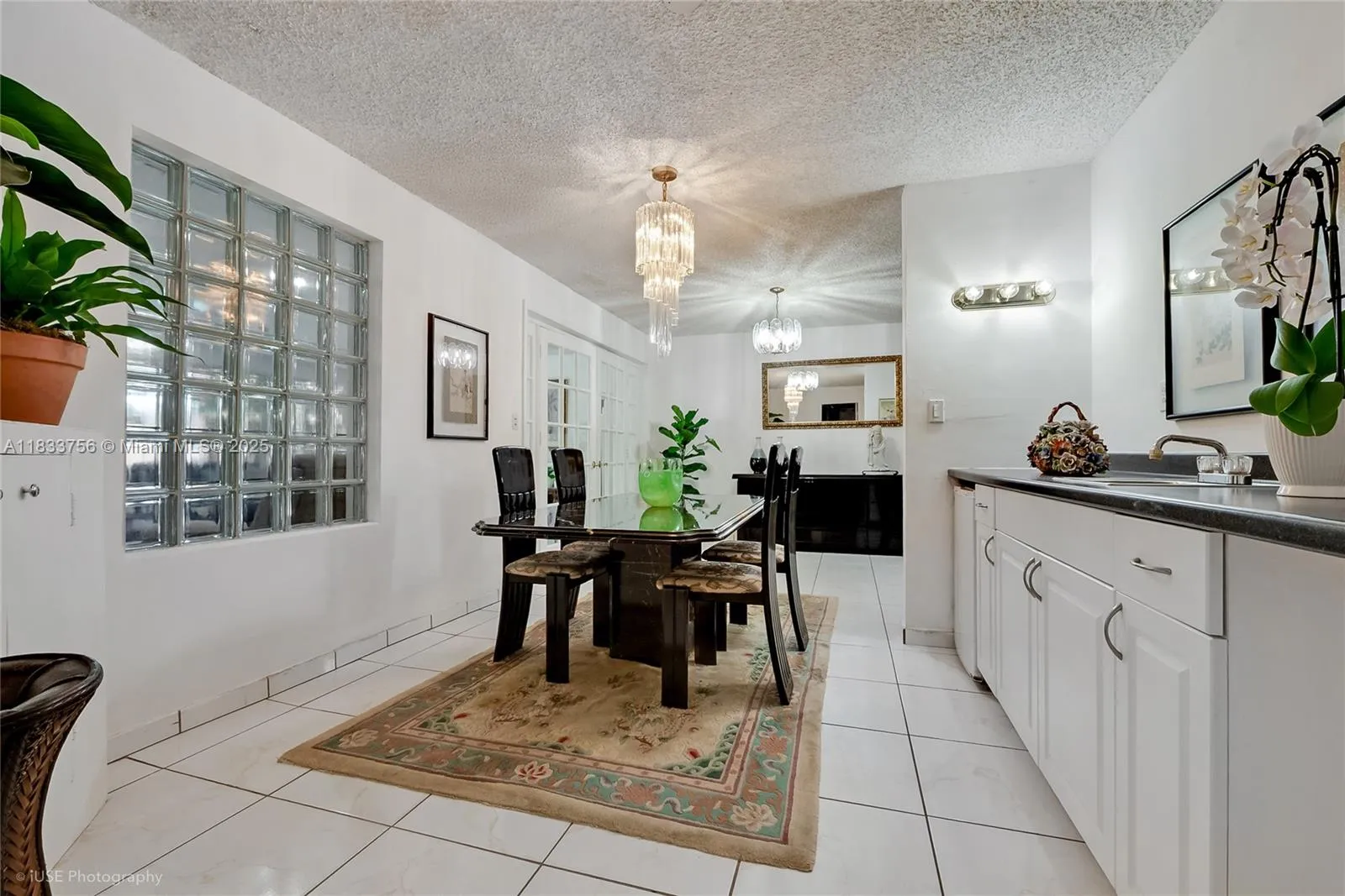 Miami, Florida 33165, United States, 4 Bedrooms Bedrooms, ,3 BathroomsBathrooms,Residential,Active,165716