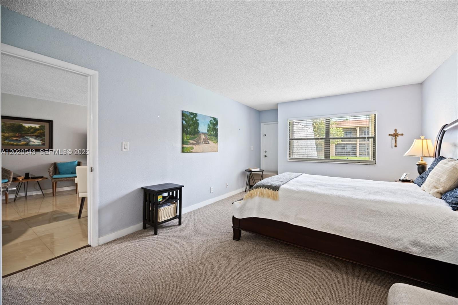 BUILDING SIX OF RACQUET C - Residential