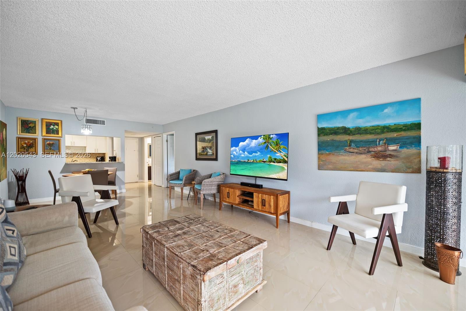 200 Lakeview Dr 113