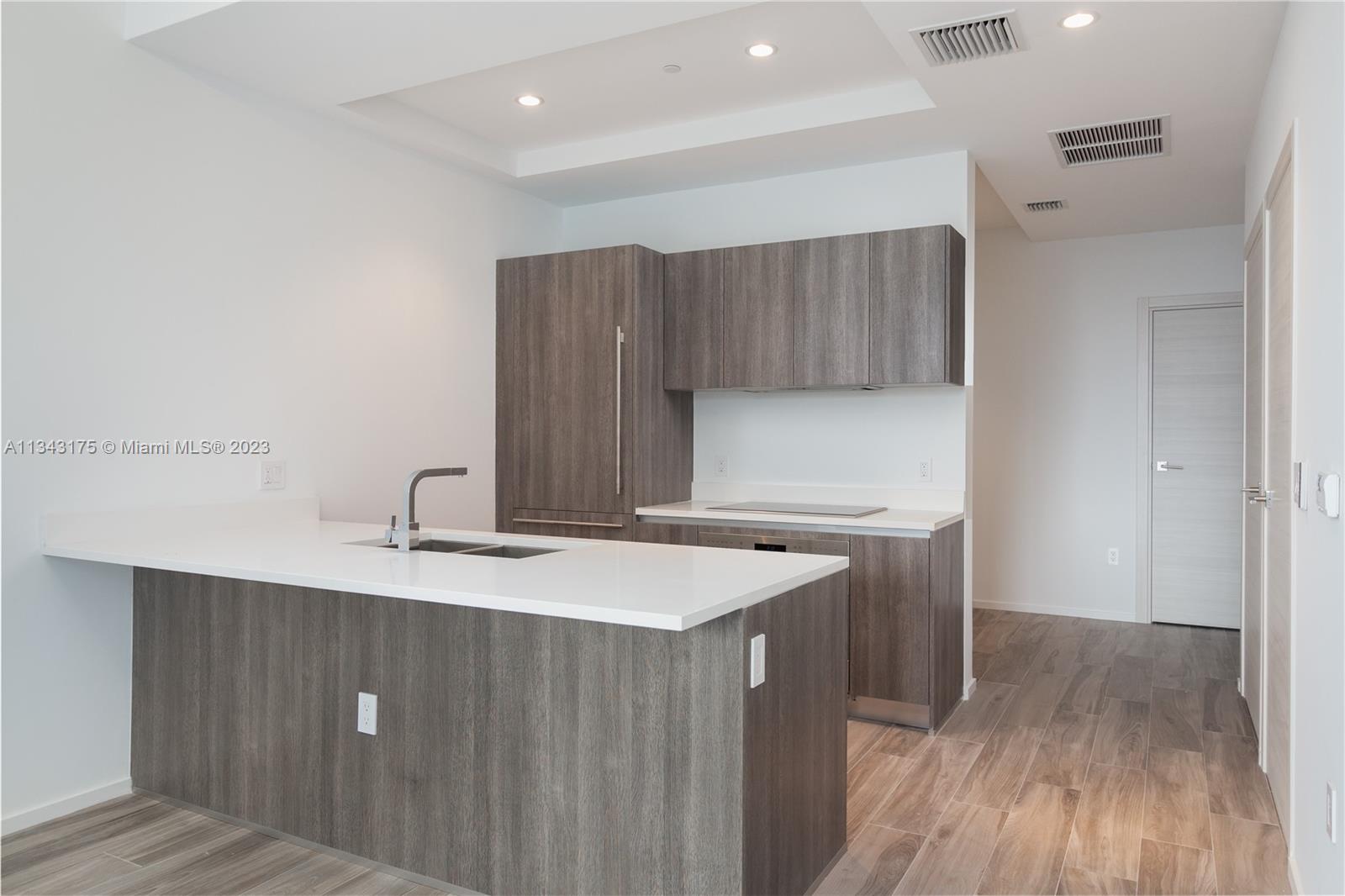 Photo 10 of 23 of 801 S Miami Ave 4906 condo