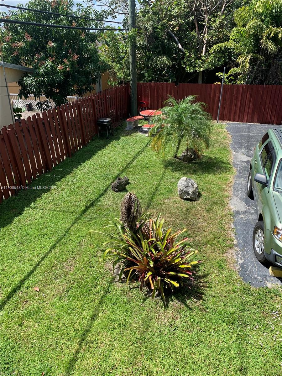 PARADISE GARDENS INC COND - Residential Lease