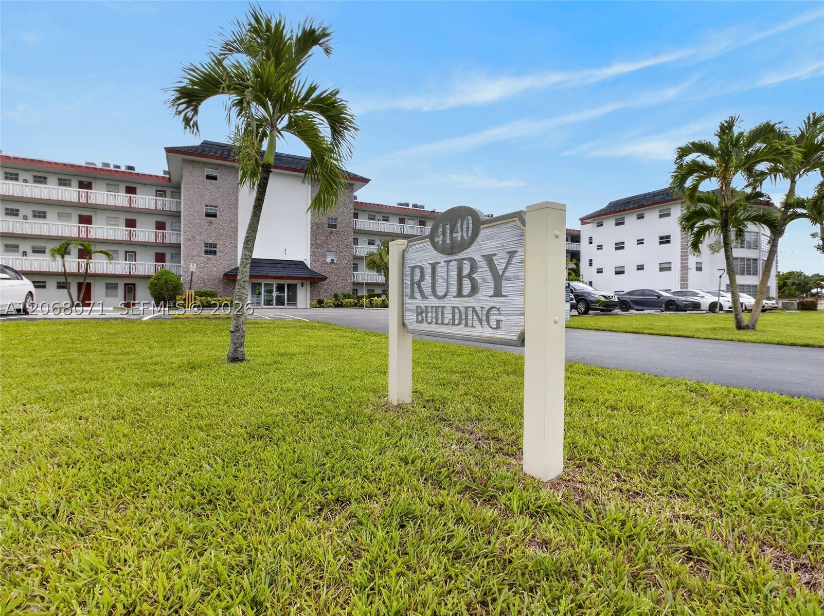 4140 NW 44th Ave 408, Lauderdale Lakes FL 33319