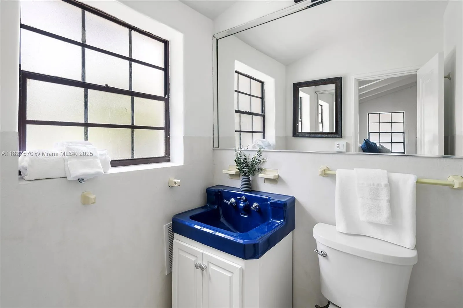 Miami Beach, Florida 33140, United States, 6 Bedrooms Bedrooms, ,7 BathroomsBathrooms,Residential,Active,158079