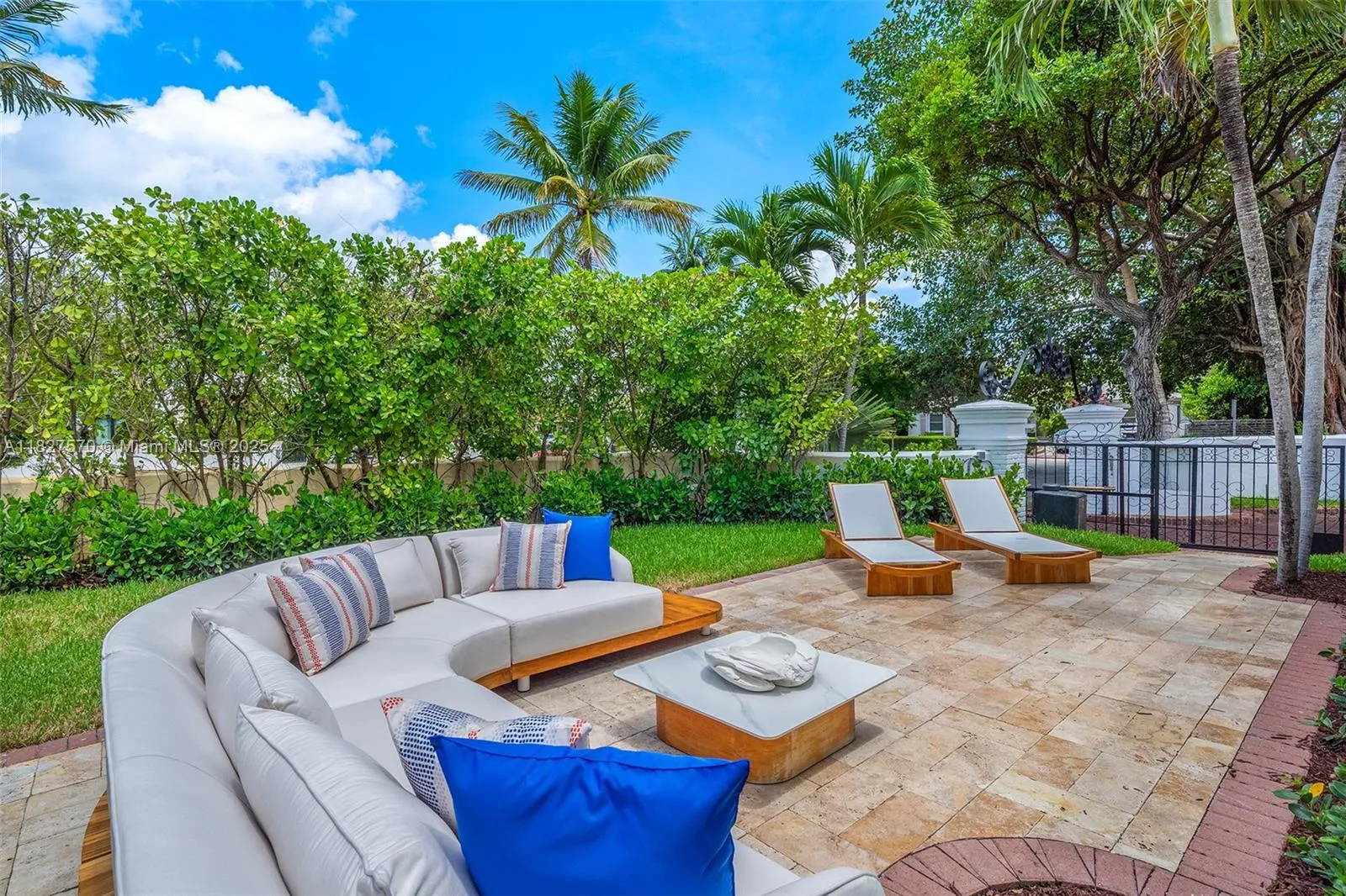 Miami Beach, Florida 33140, United States, 6 Bedrooms Bedrooms, ,7 BathroomsBathrooms,Residential,Active,158079