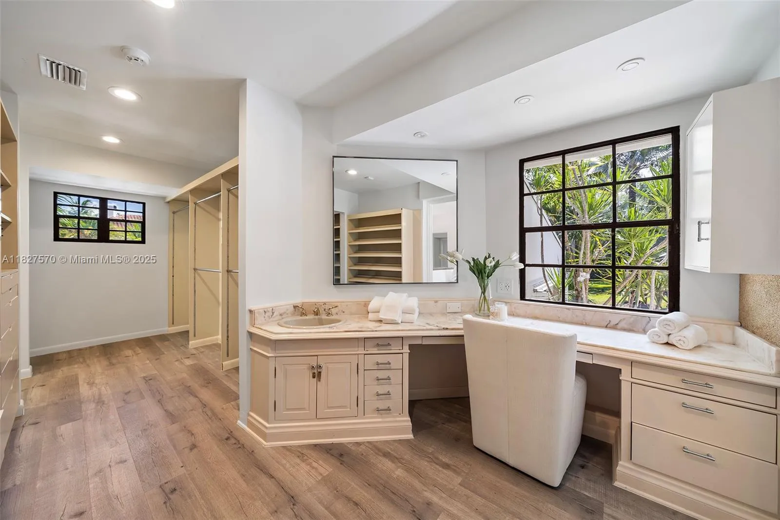 Miami Beach, Florida 33140, United States, 6 Bedrooms Bedrooms, ,7 BathroomsBathrooms,Residential,Active,158079