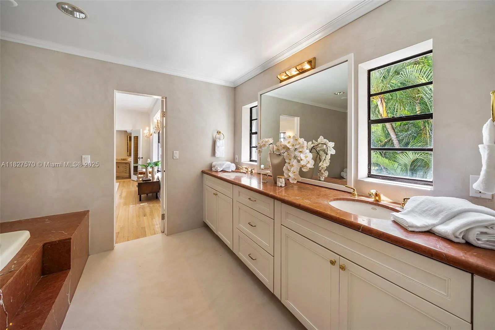 Miami Beach, Florida 33140, United States, 6 Bedrooms Bedrooms, ,7 BathroomsBathrooms,Residential,Active,158079