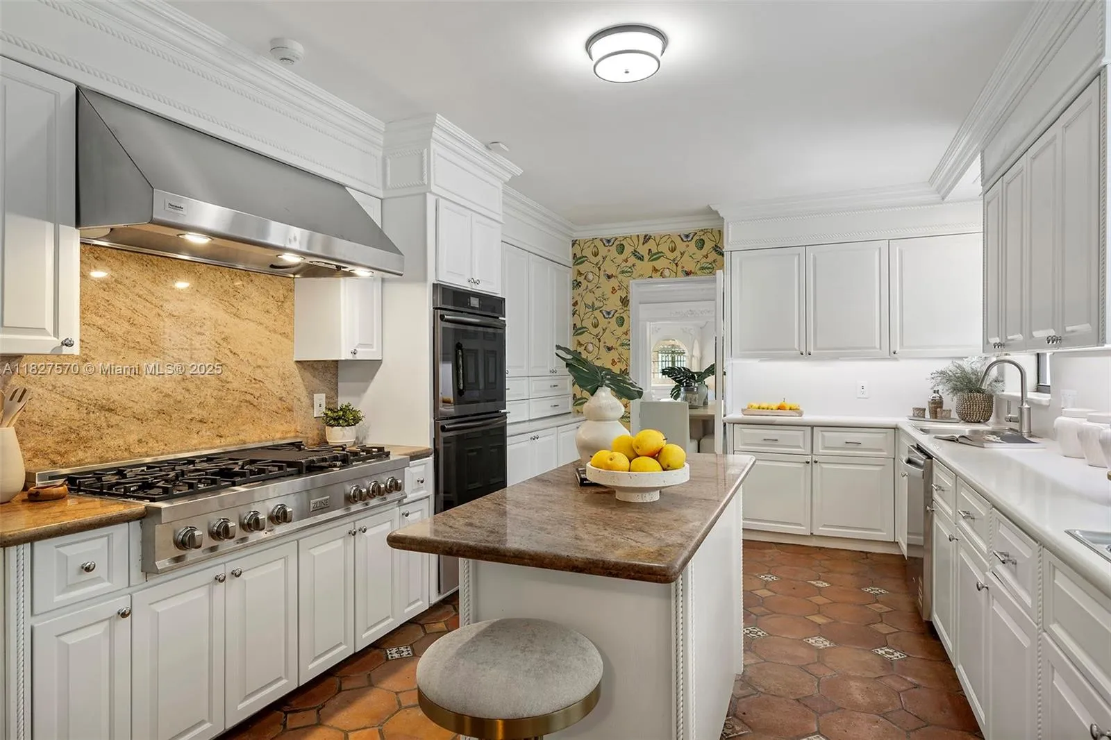 Miami Beach, Florida 33140, United States, 6 Bedrooms Bedrooms, ,7 BathroomsBathrooms,Residential,Active,158079