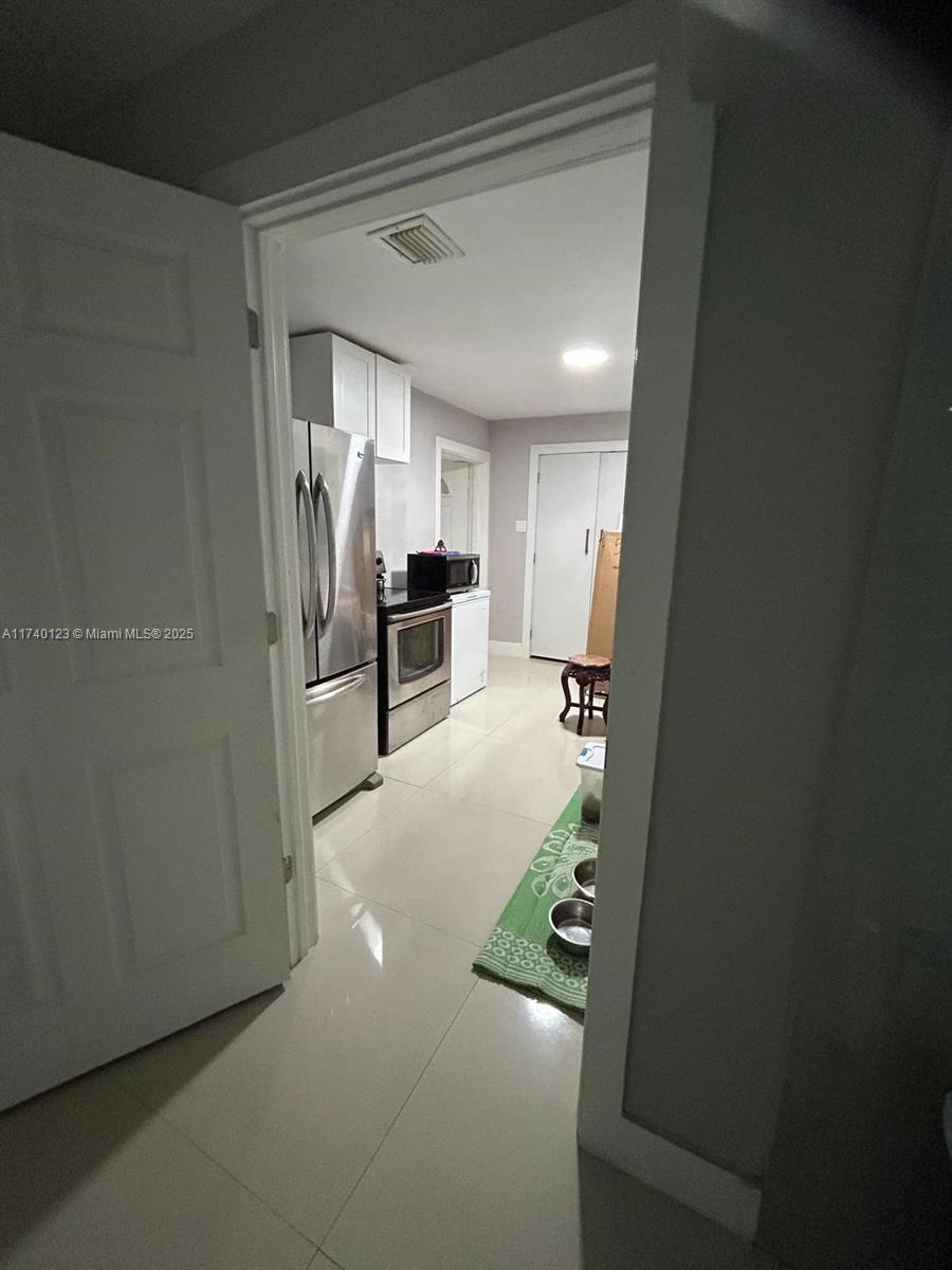 WEITZER SHAUNA MEADOWS SE - Residential