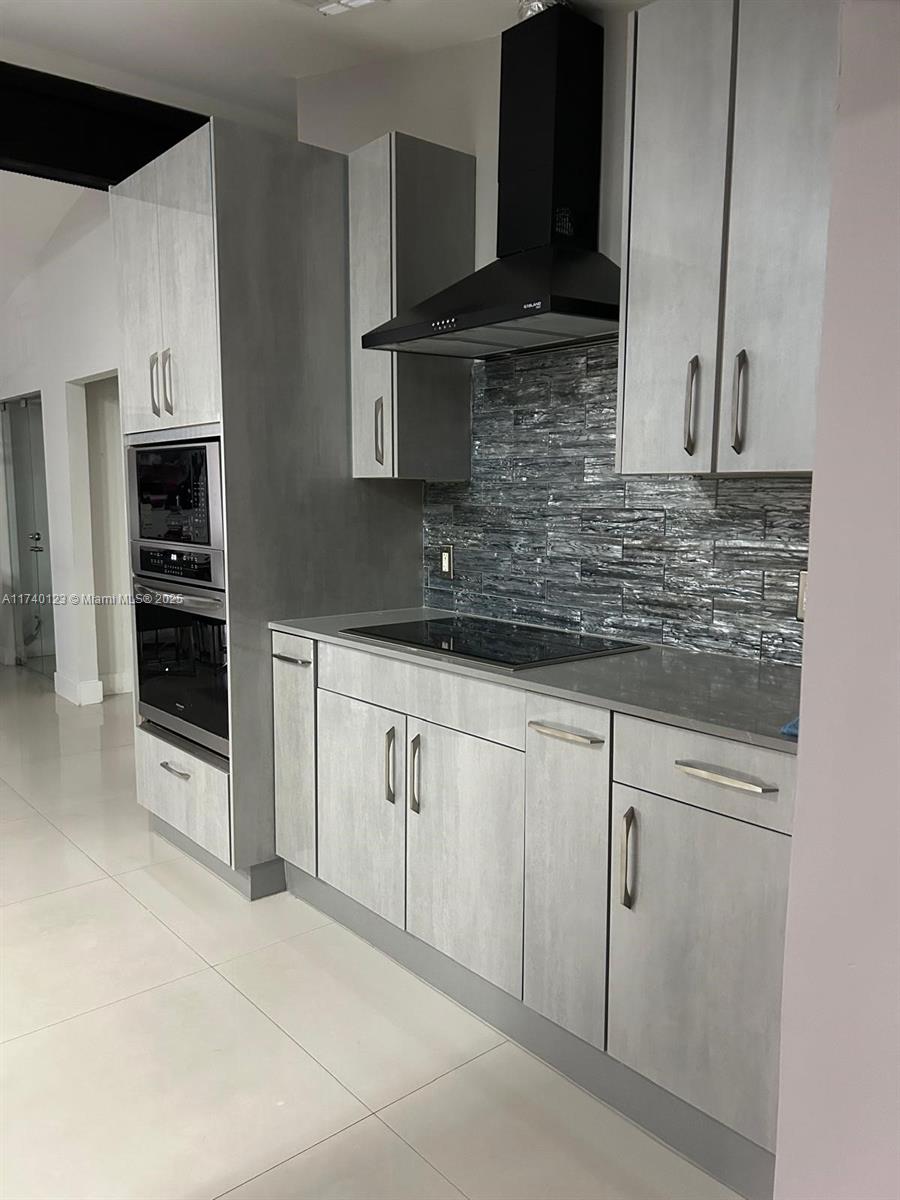 WEITZER SHAUNA MEADOWS SE - Residential