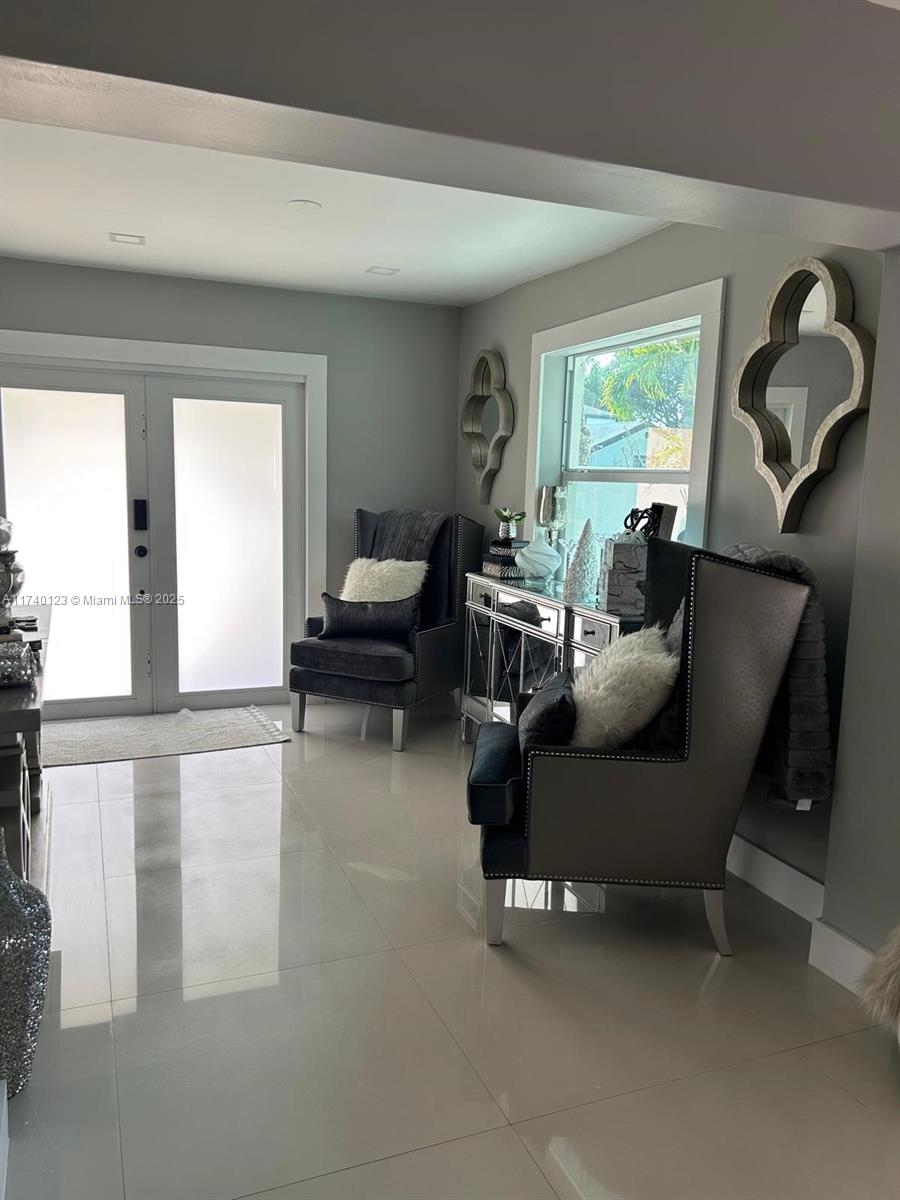 WEITZER SHAUNA MEADOWS SE - Residential