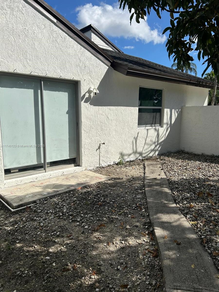 WEITZER SHAUNA MEADOWS SE - Residential