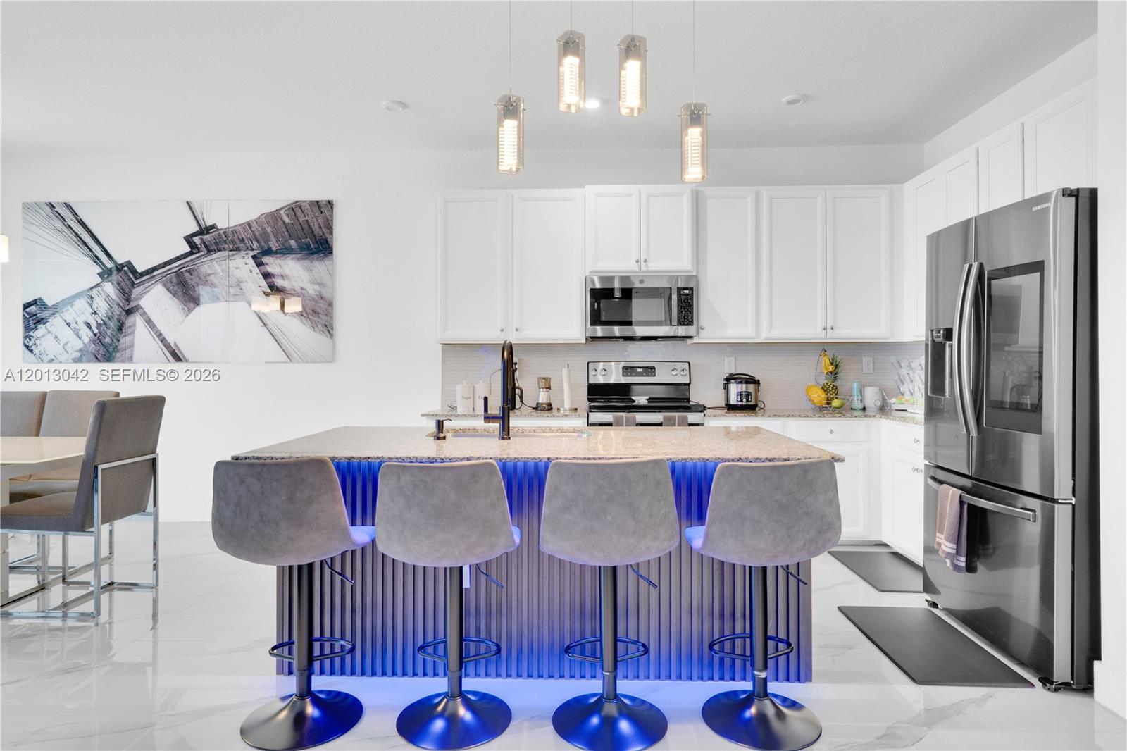 MC RESIDENTIAL - Residential