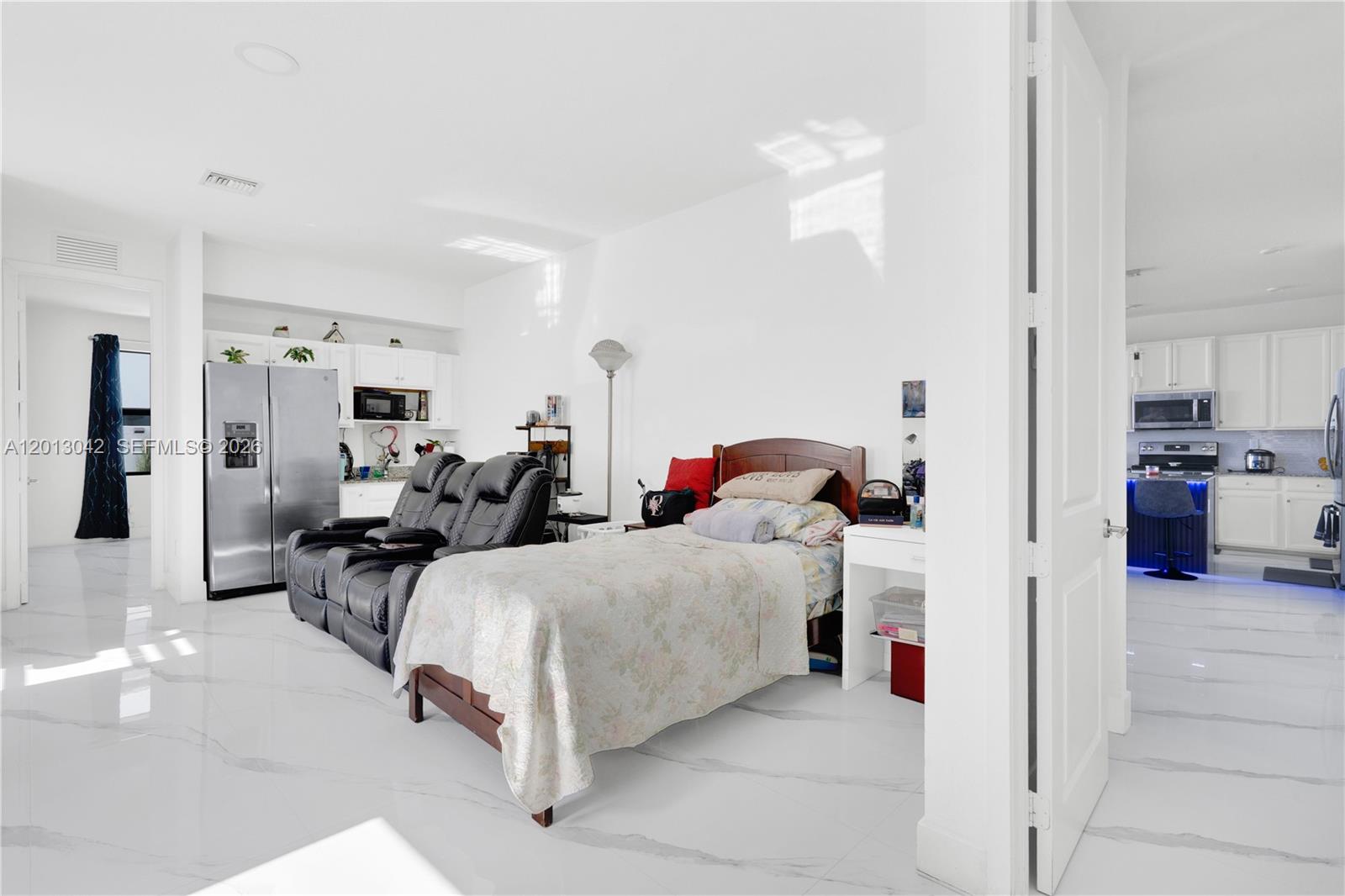 MC RESIDENTIAL - Residential