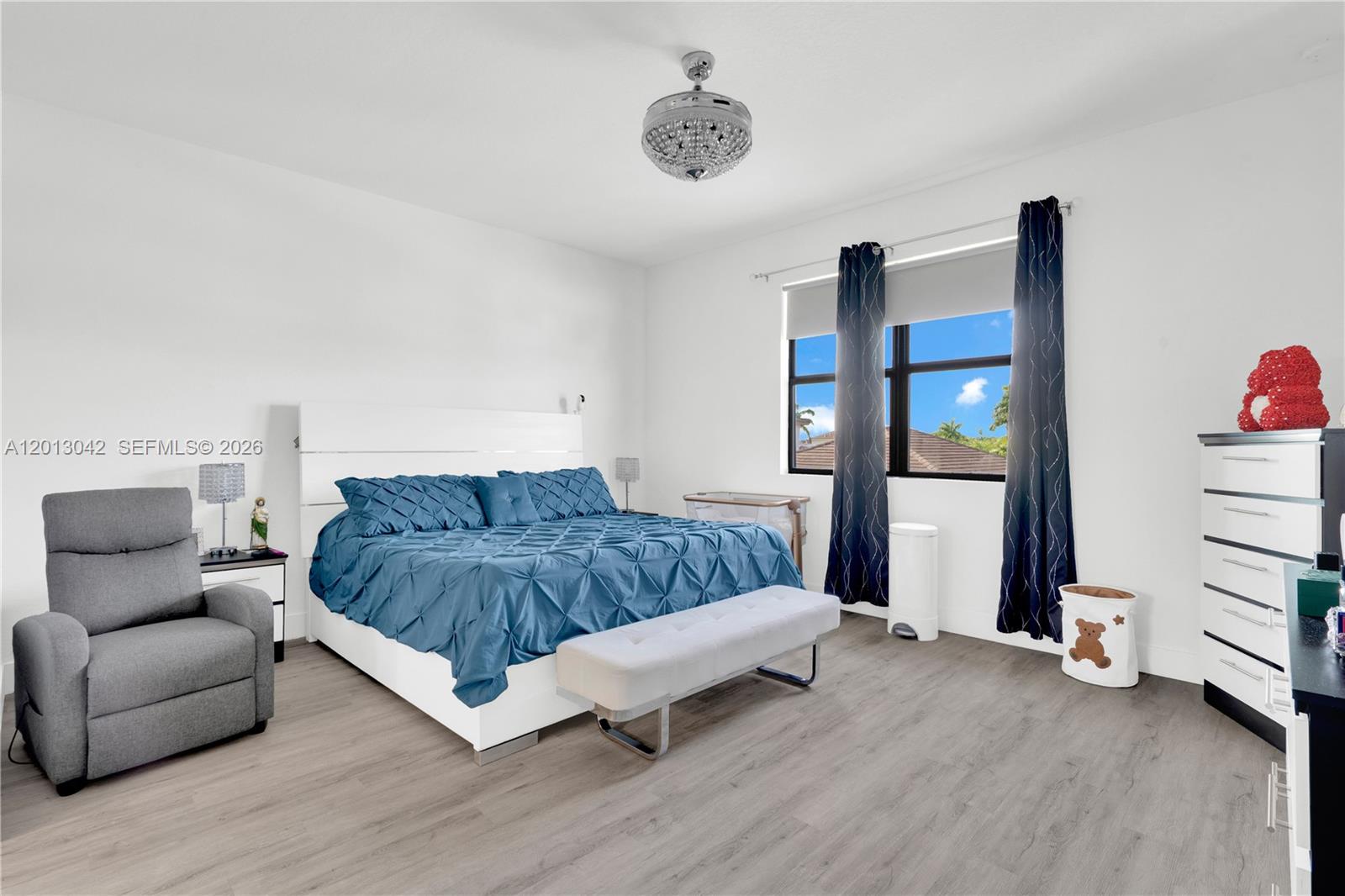 MC RESIDENTIAL - Residential