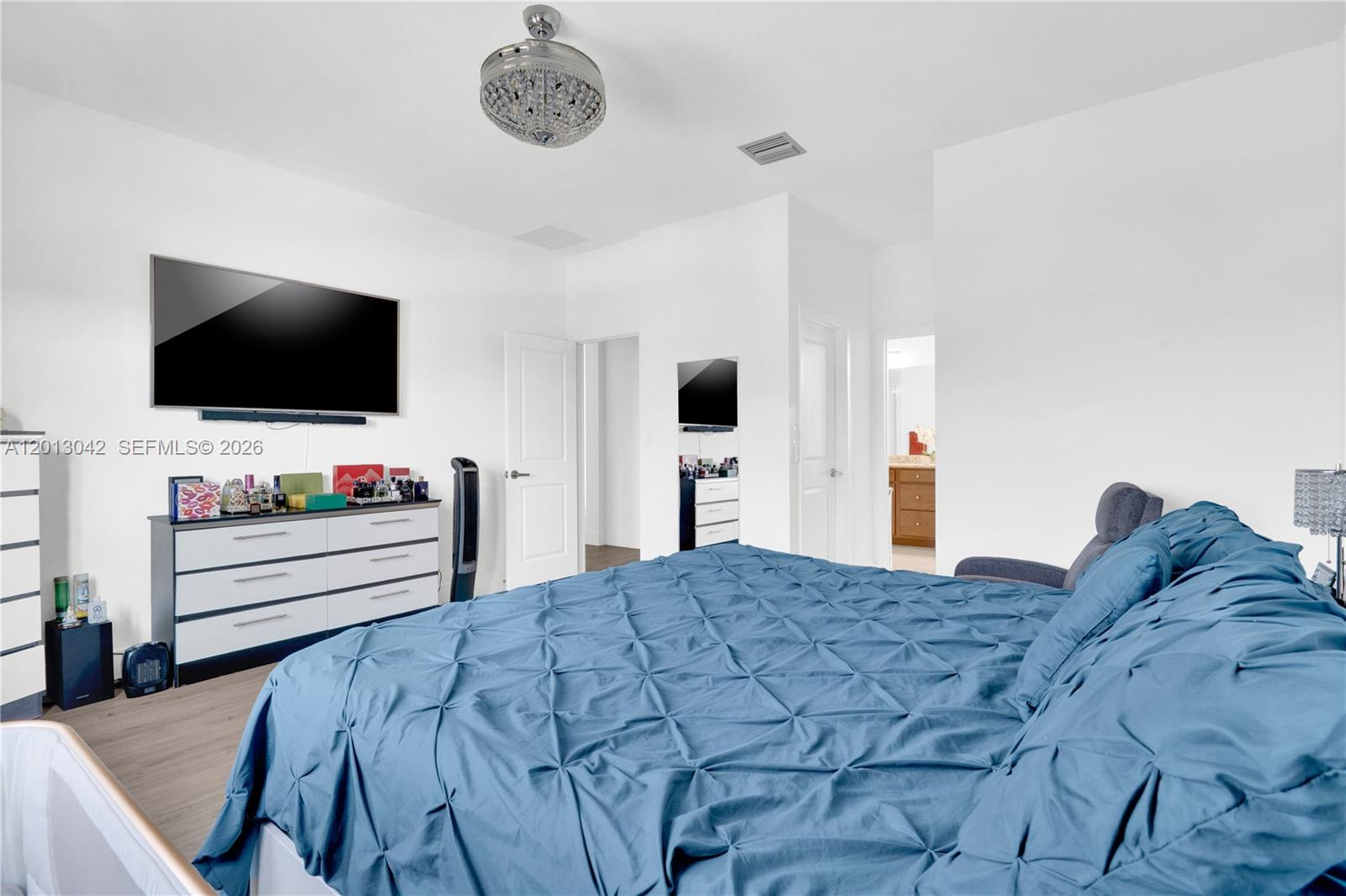 MC RESIDENTIAL - Residential