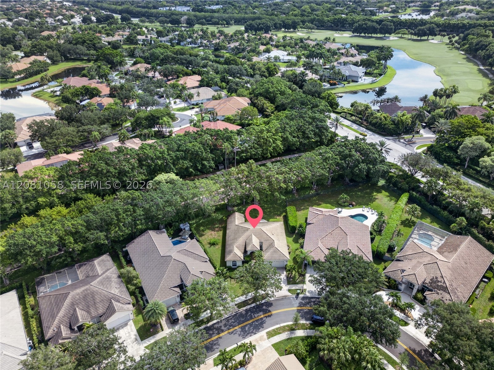 3098 Lakewood Cir