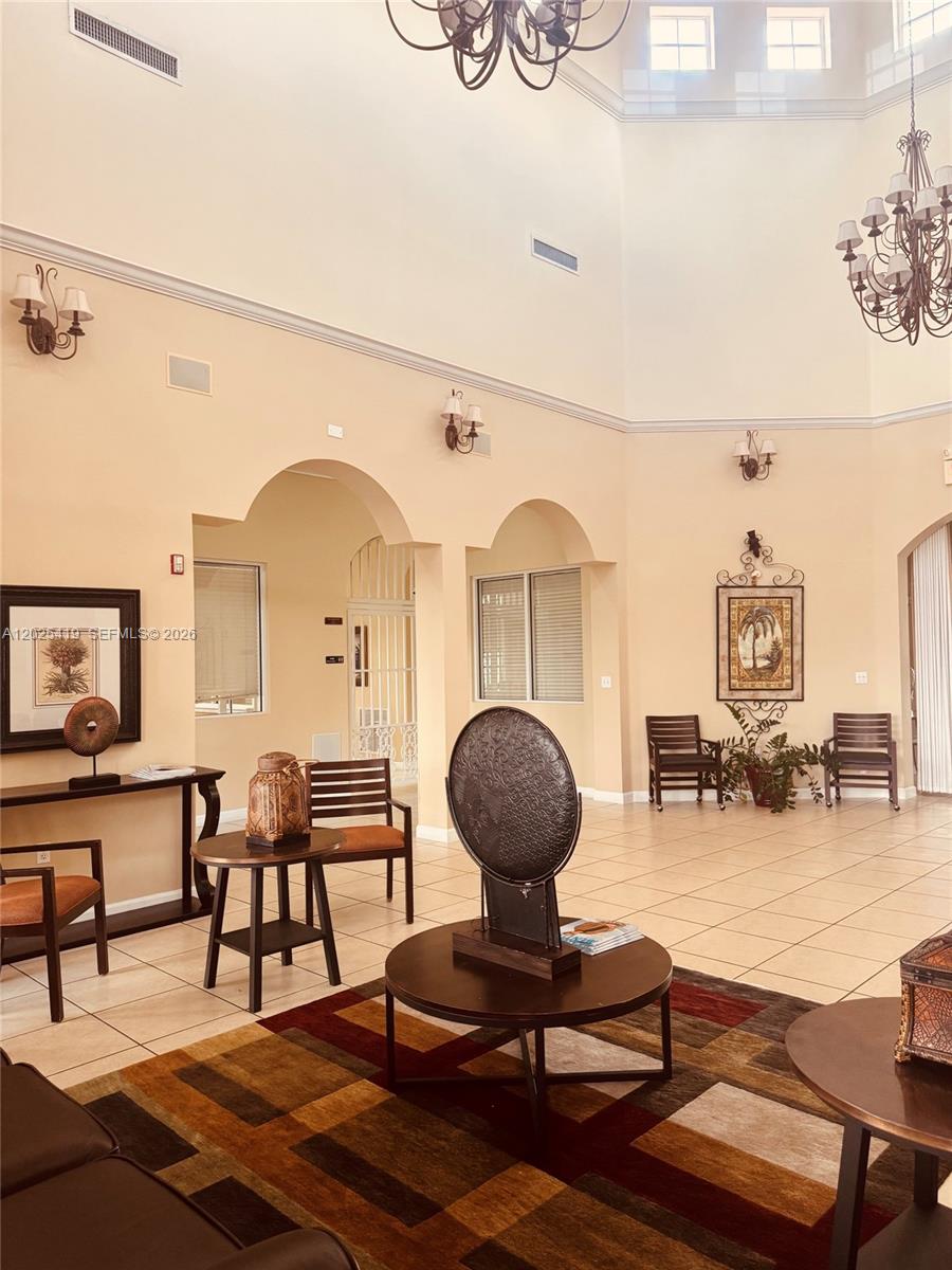 MELROSE POINT CONDO - Residential