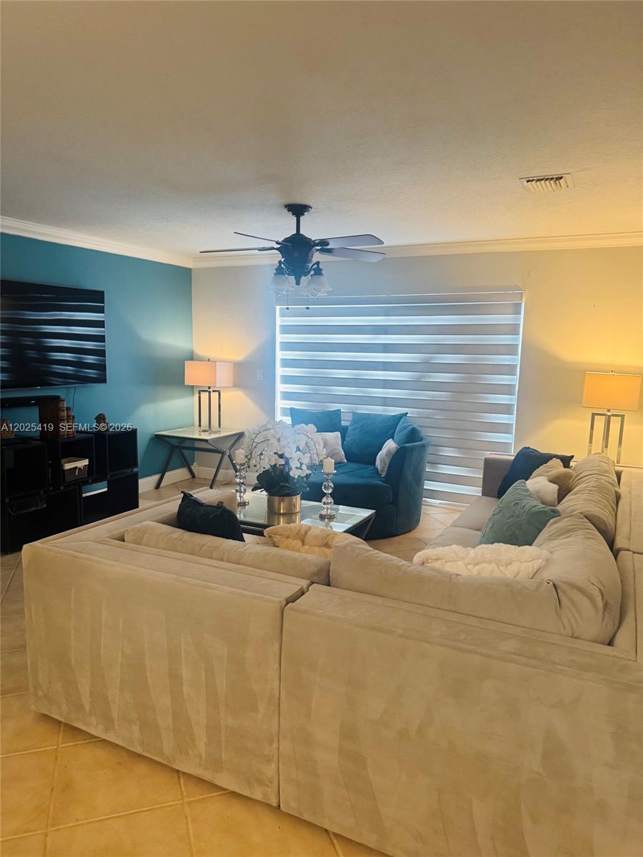 MELROSE POINT CONDO - Residential