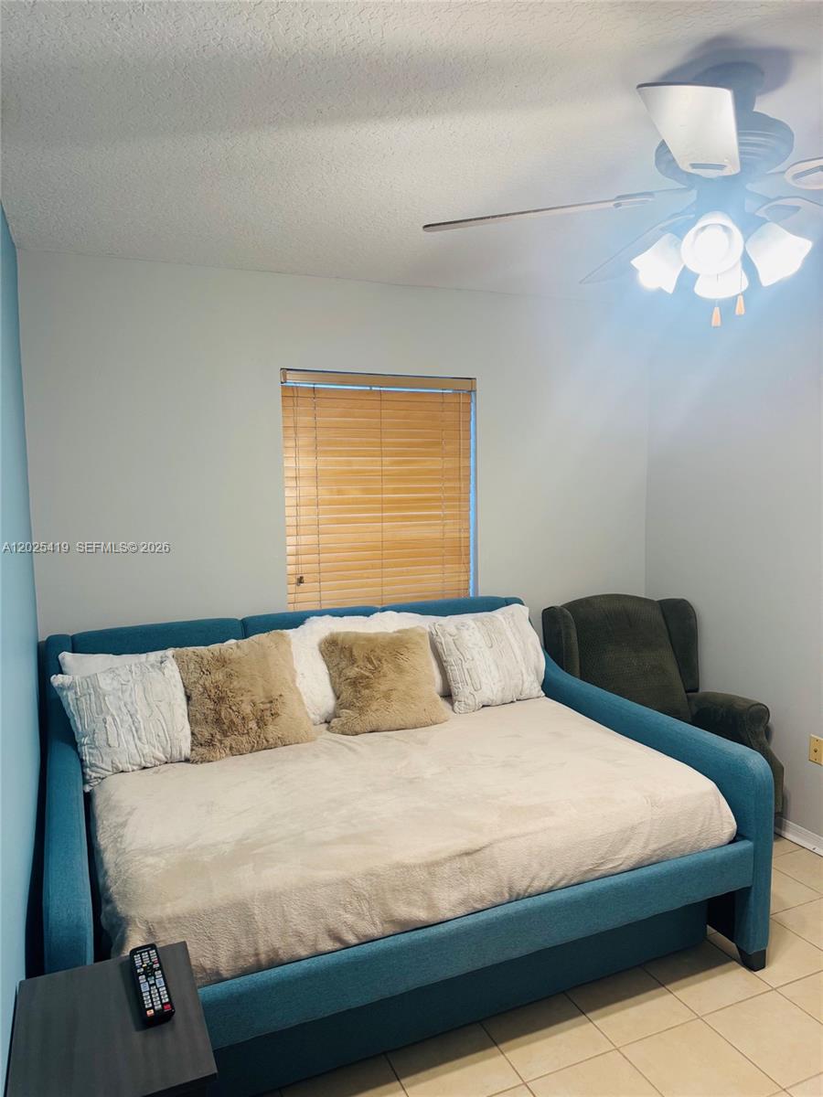 MELROSE POINT CONDO - Residential