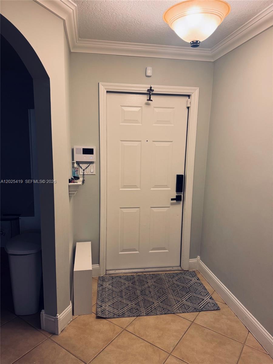 MELROSE POINT CONDO - Residential