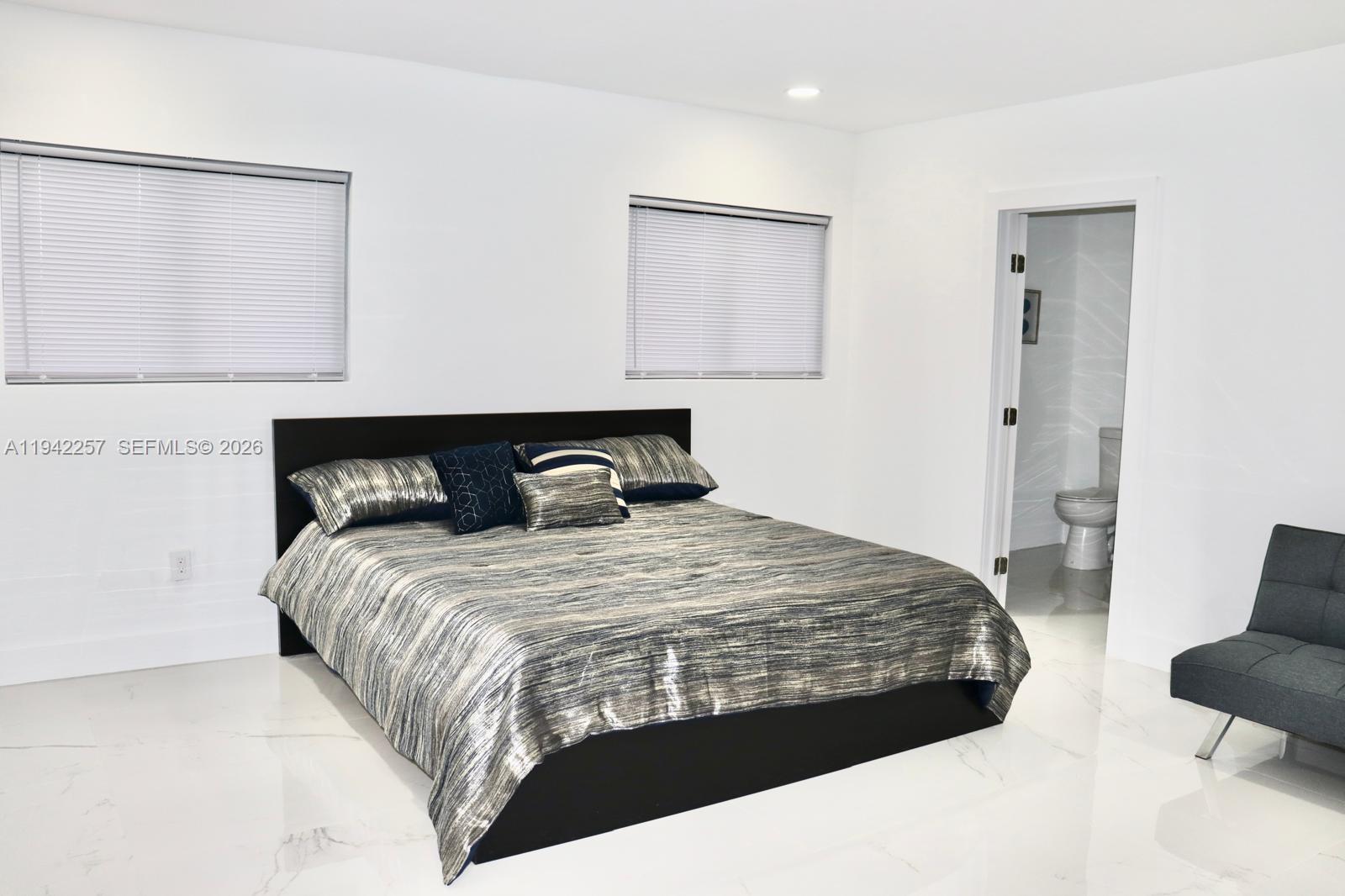 REPLAT OF PORTIONS OF RIC - Residential Lease