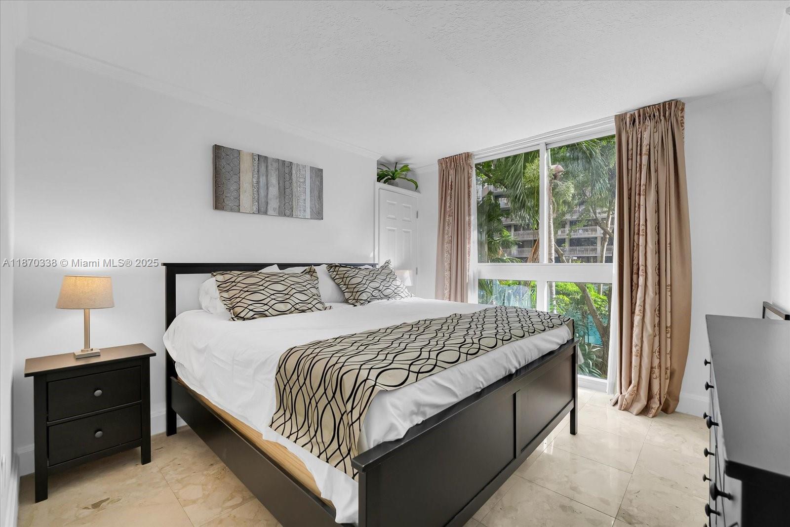 THE MUTINY CONDO - Residential