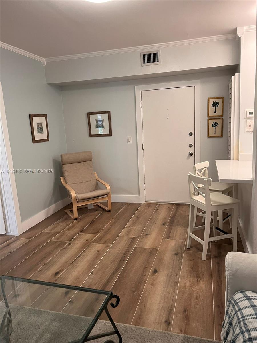 750 Pennsylvania Ave 4