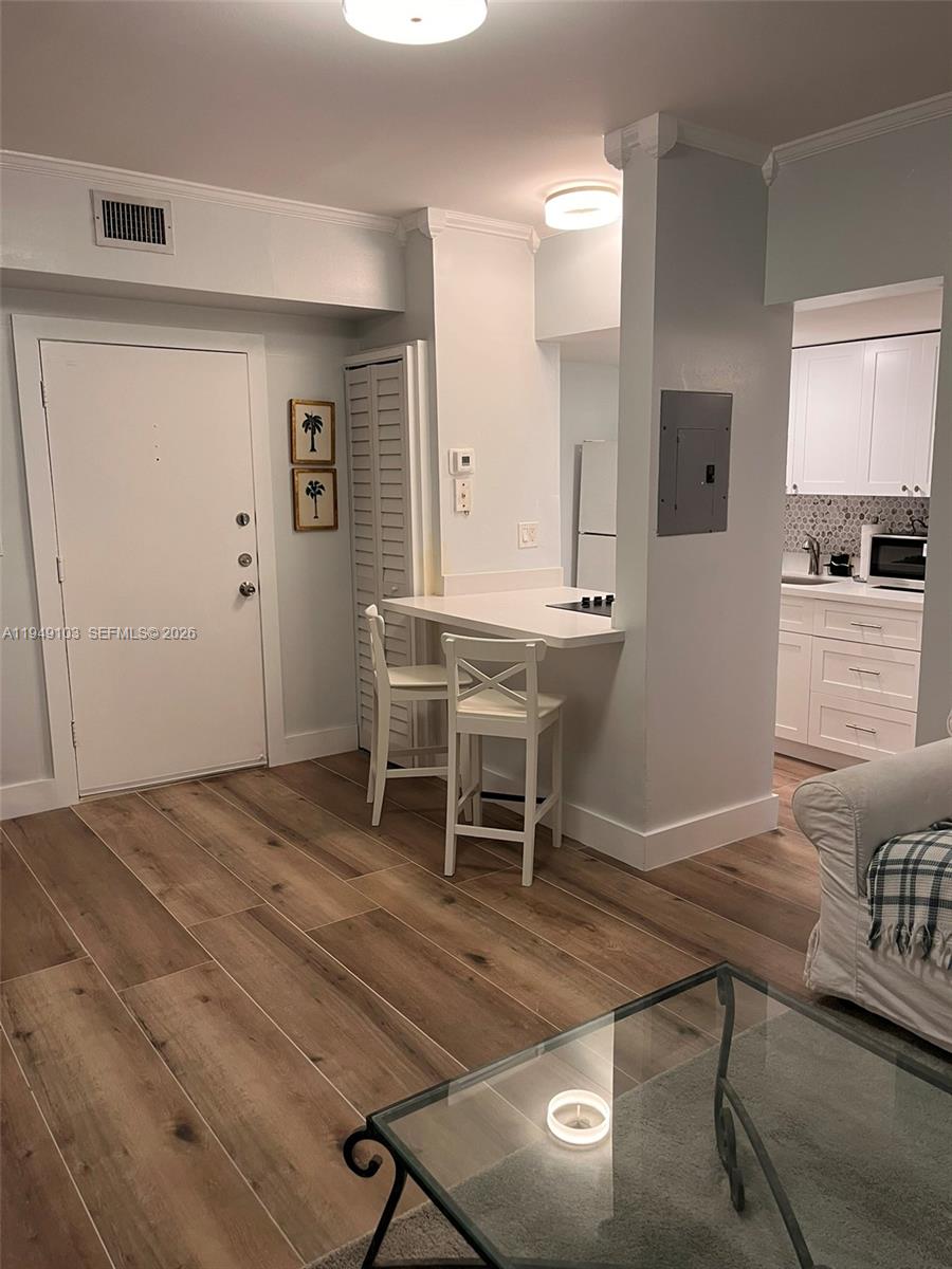 750 Pennsylvania Ave 4