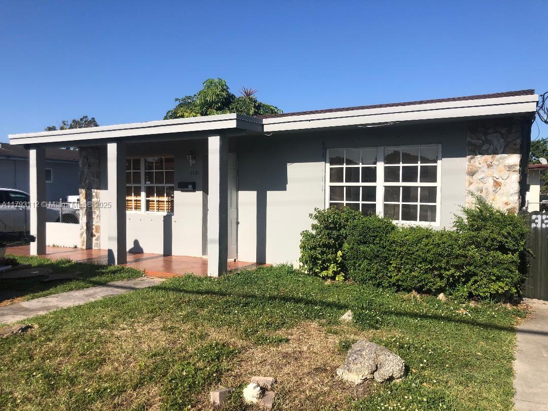 Rental Property at 3321 Sw 91st Ave 3321, Miami, Broward County, Florida - Bedrooms: 3 
Bathrooms: 2  - $3,300 MO.