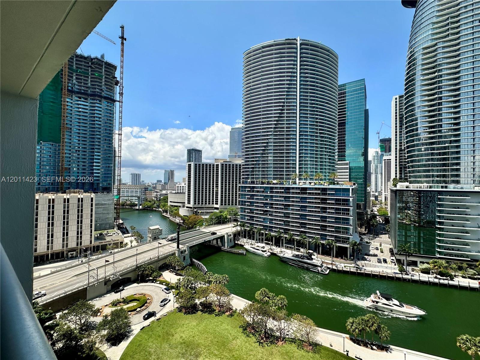 475 Brickell Avenue 1614