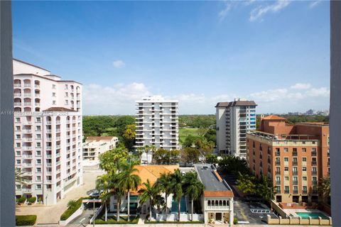 Condominium in Coral Gables FL 700 Biltmore Way 12.jpg
