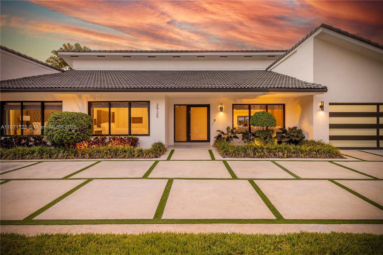 EASTERN SHORES - Residential