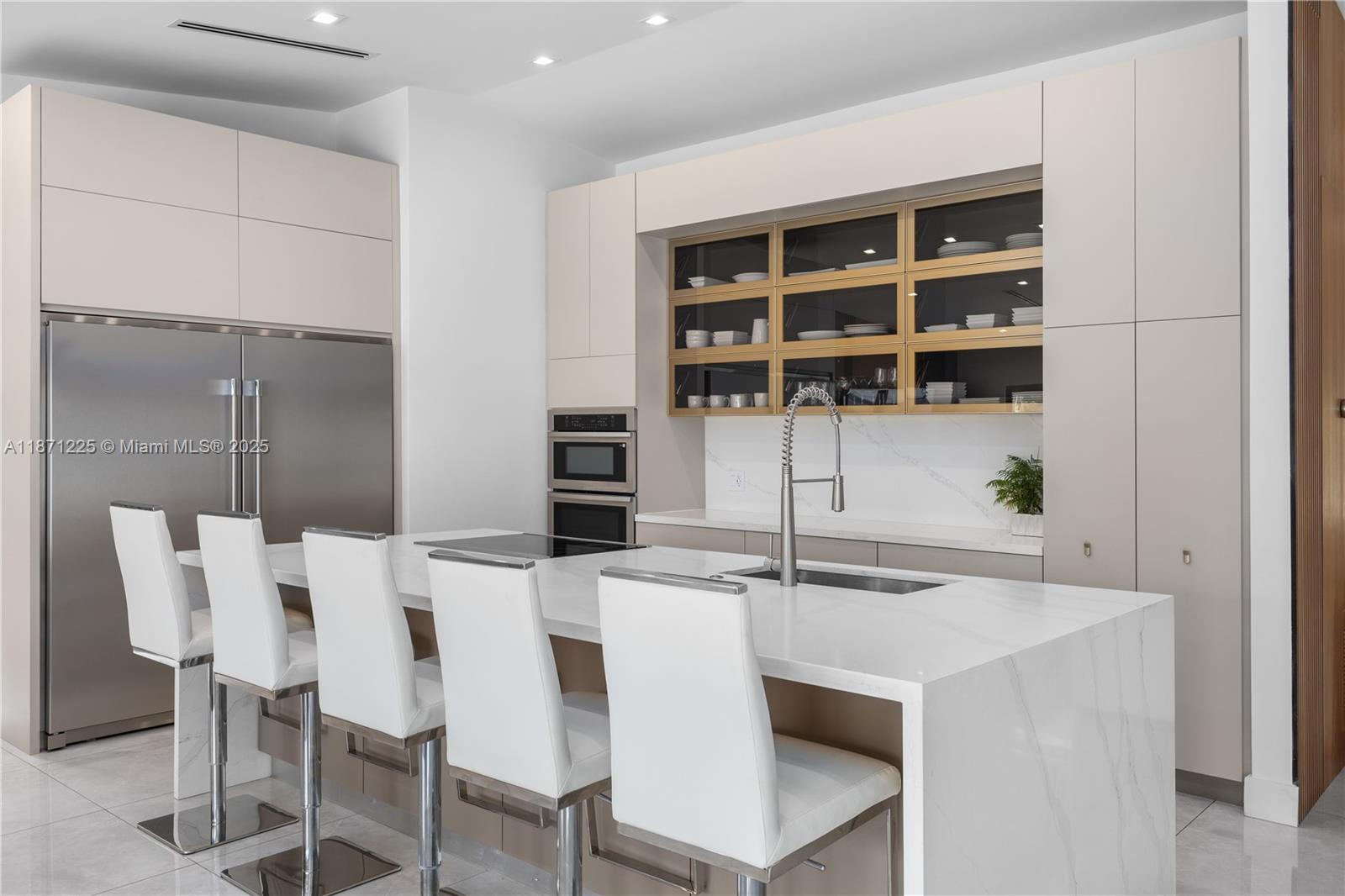 EASTERN SHORES - Residential