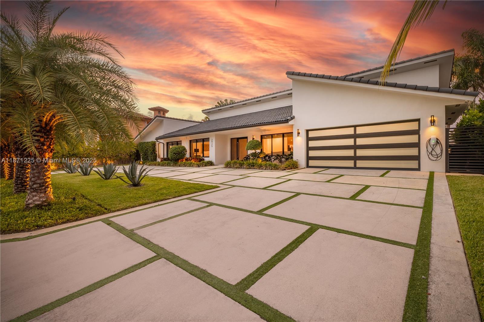 EASTERN SHORES - Residential