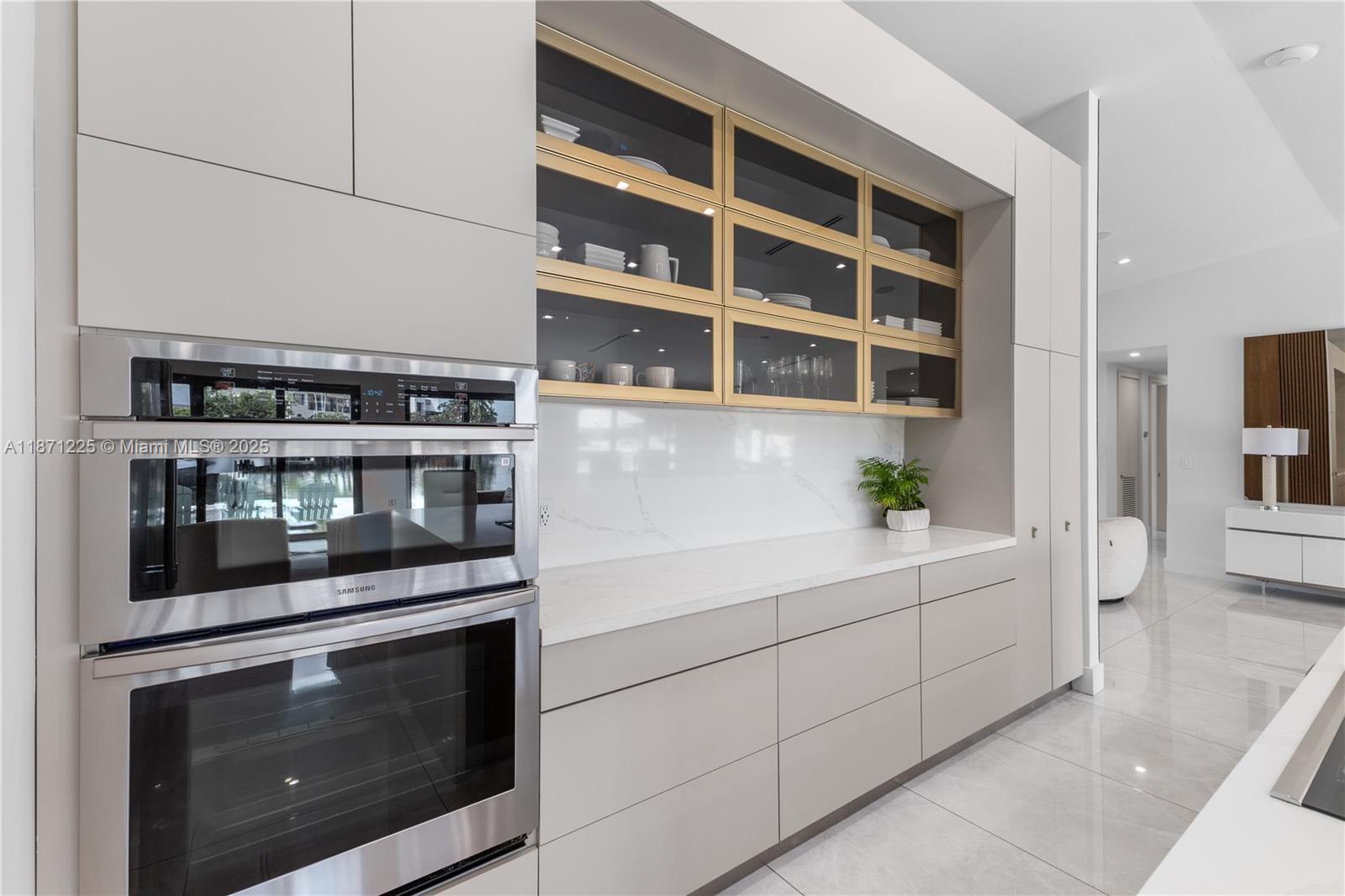 EASTERN SHORES - Residential